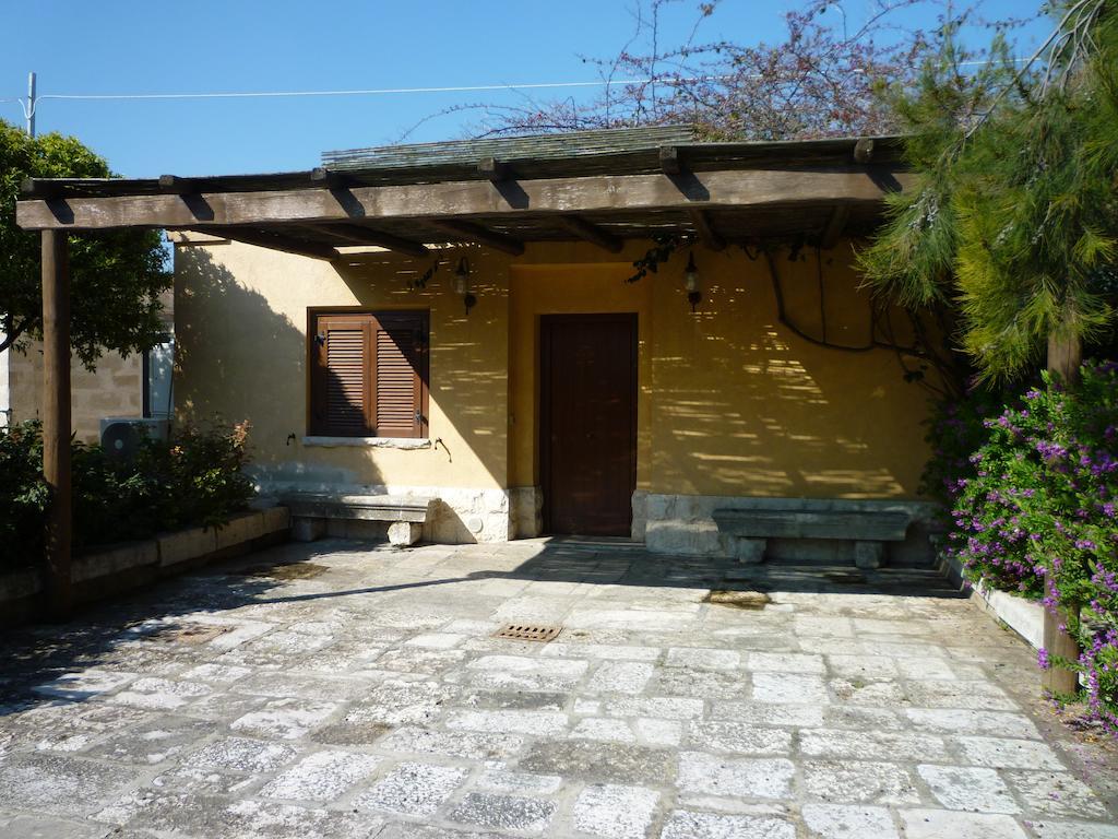 Villa Carcano Trani Habitación foto